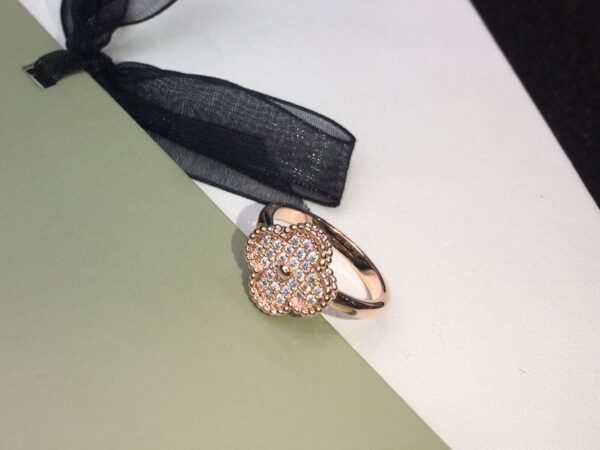 Toxse Vintage Alhambra Diamonds Ring - Image 13