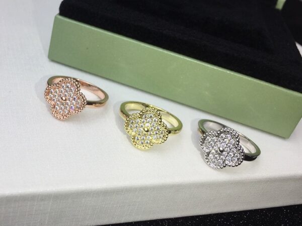 Toxse Vintage Alhambra Diamonds Ring - Image 5