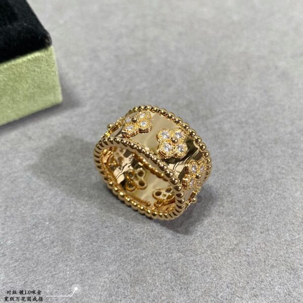 Toxse Perlée Clovers Ring - Image 4