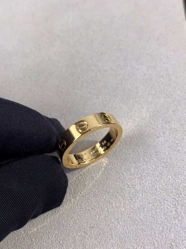 Toxse Mini Love Wedding 4mm Ring - Image 6