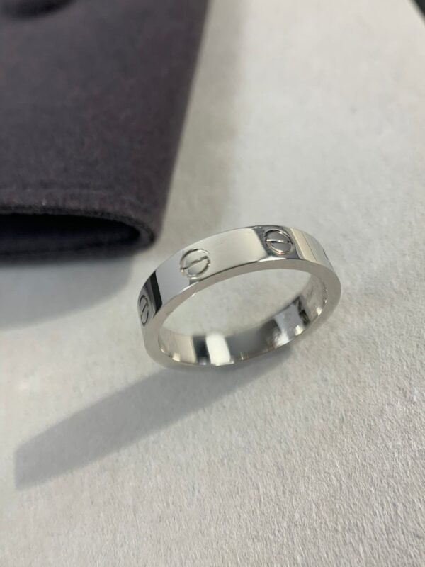 Toxse Mini Love Wedding 4mm Ring - Image 16