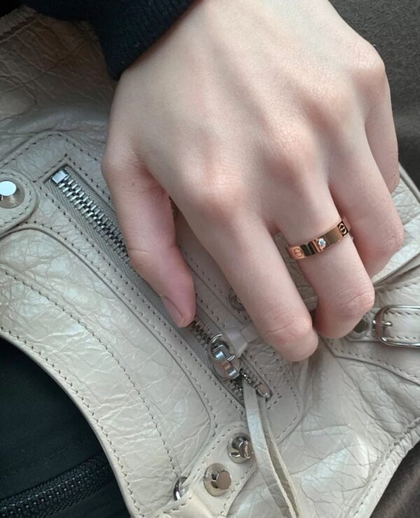 Toxse Love Wedding One Diamond Ring - Image 9