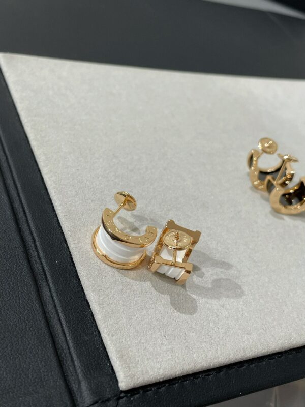 Toxse Zero 1 Pink Gold Ceramic Earrings - Image 3