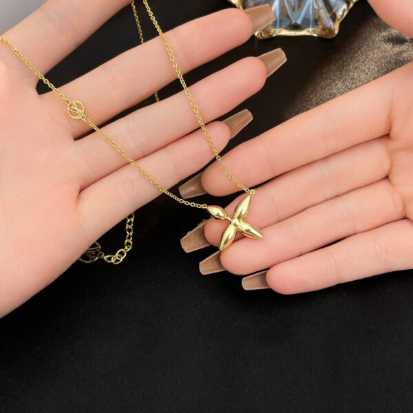 Toxse Louisette Gold Necklace - Image 6