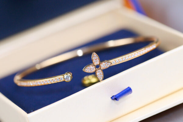 Toxse  Idylle Pink Gold Open Bracelet Diamond Paved - Image 3