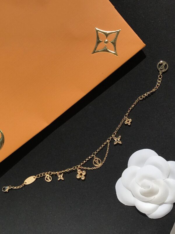 Toxse  Blooming Pink Gold Mop Bracelet - Image 3