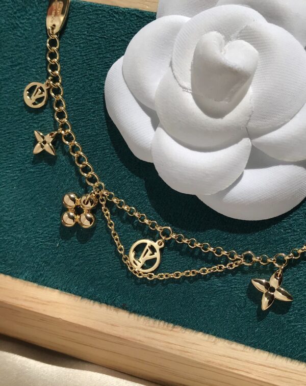 Toxse  Blooming Pink Gold Mop Bracelet - Image 6