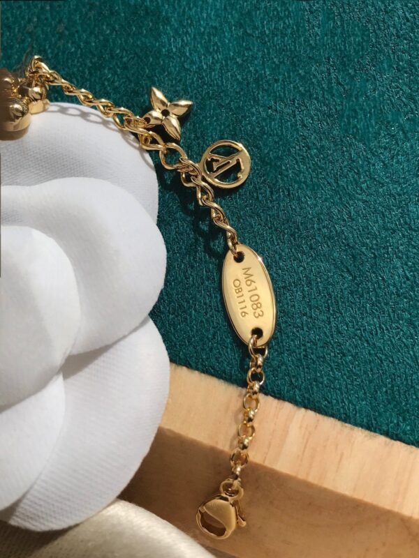 Toxse  Blooming Pink Gold Mop Bracelet - Image 8