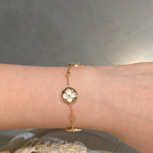 Toxse Star And Sun 4 Motif White Mop Pink Gold Bracelet - Image 6