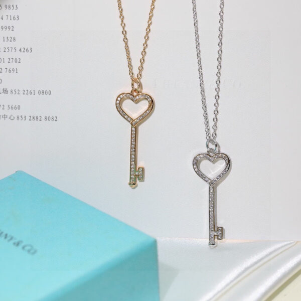 Toxse T - Jewelry Modern Heart Key Pendant Necklace - Image 2