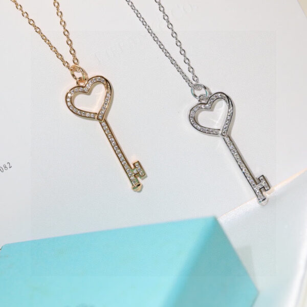 Toxse T - Jewelry Modern Heart Key Pendant Necklace - Image 5