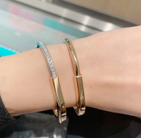 Toxse T - Jewelry Lock Diamond Gold Bracelet - Image 6