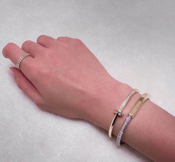 Toxse T - Jewelry Lock Diamond Gold Bracelet - Image 2