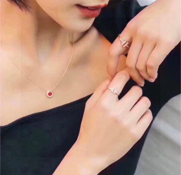 Toxse T - Jewelry Circle Pendant Rose Gold Necklace - Image 3
