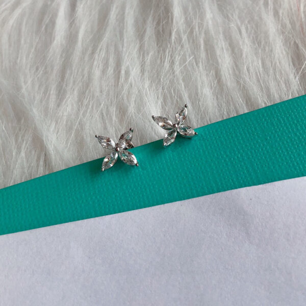 Toxse T - Jewelry Fleur De Lis Diamond Earrings - Image 4