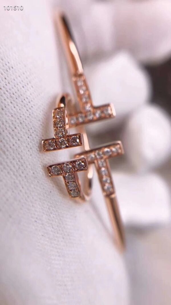 Toxse T - Jewelry Double T Diamond Rose Gold Bracelet - Image 5