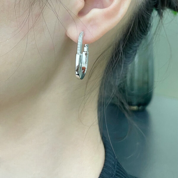 Toxse T - Jewelry Lock Diamond Earrings - Image 3