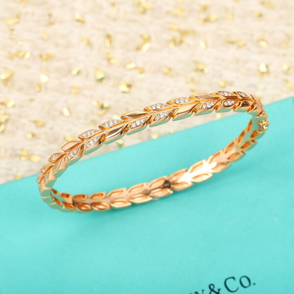 Toxse T - Jewelry Victoria Diamond Gold Bracelet - Image 3