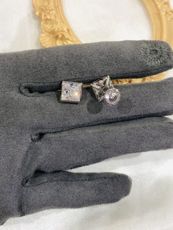 Toxse T - Jewelry Zp Diamond Earrings - Image 3