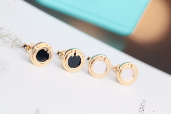 Toxse T - Jewelry Double T Rose Gold Earrings - Image 3