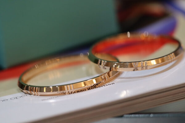 Toxse T - Jewelry Atlas X Diamond Gold Bracelet - Image 4