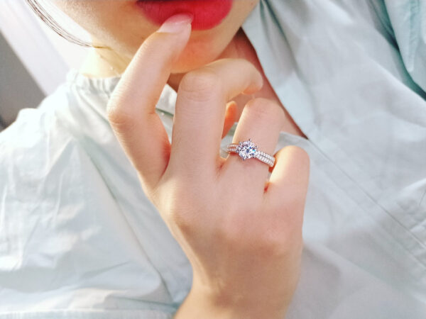 Toxse T - Jewelry Novo Round Diamond Ring - Image 3