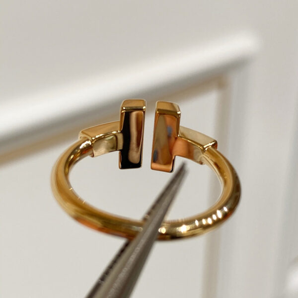 Toxse T - Jewelry Double T With White Gold Ring - Image 4