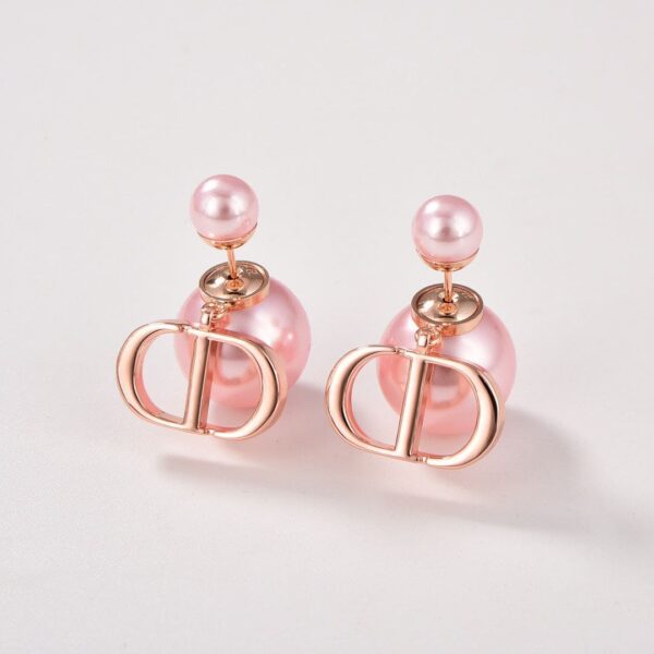 Toxse Tribales Pearl Earrings - Image 2