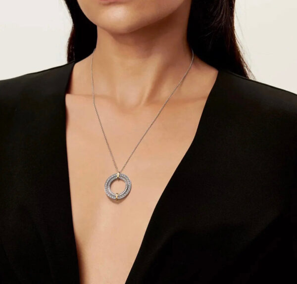 Toxse Edge Circle Diamond Pendant Necklace - Image 3