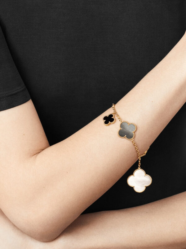 Toxse Clover Bracelet 5 Motifs Onyx Mop - Image 2