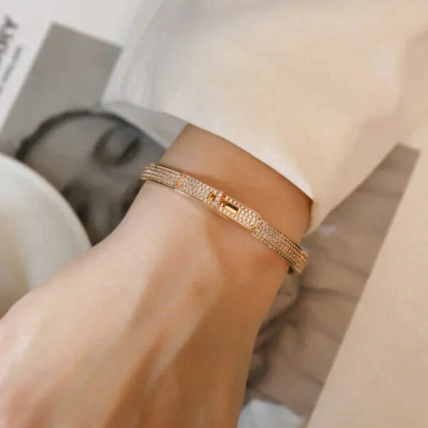 Toxse Kelly Bracelet Diamond Paved - Image 11