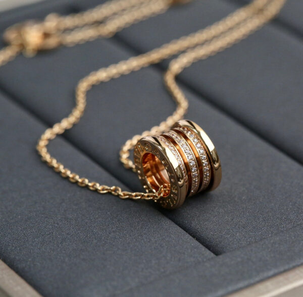 Toxse Zero 1 Pink Gold Diamond Necklace - Image 5