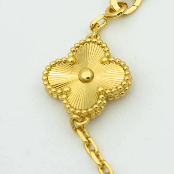 Toxse Clover Gold Bracelet 5 Motifs - Image 6