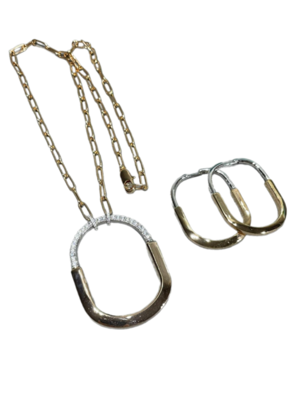 Toxse T - Jewelry Lock With White Diamond Necklace