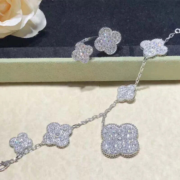 Toxse Clover 6 Motifs Silver Diamond Bracelet - Image 3