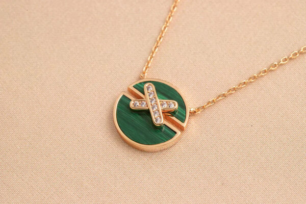 Toxse Jeux De Rose Gold Diamond Necklace - Image 4