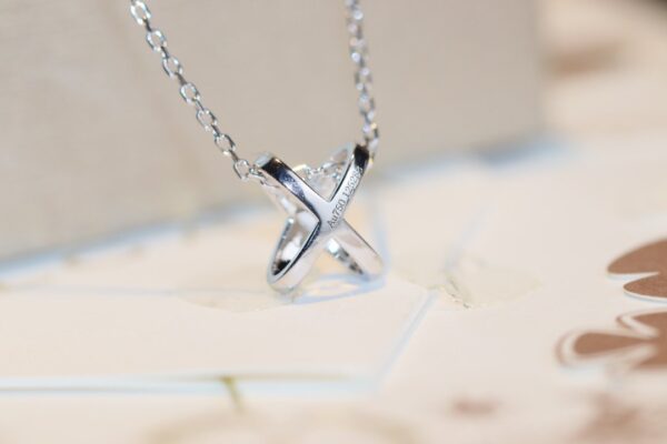 Toxse Jeux De Diamond Necklace - Image 8
