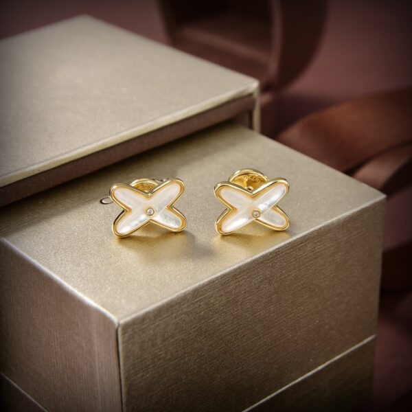 Toxse Jeux De White Mop Gold Diamond Earrings