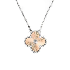 Toxse Vintage Alhambra Holiday Pendant Necklace