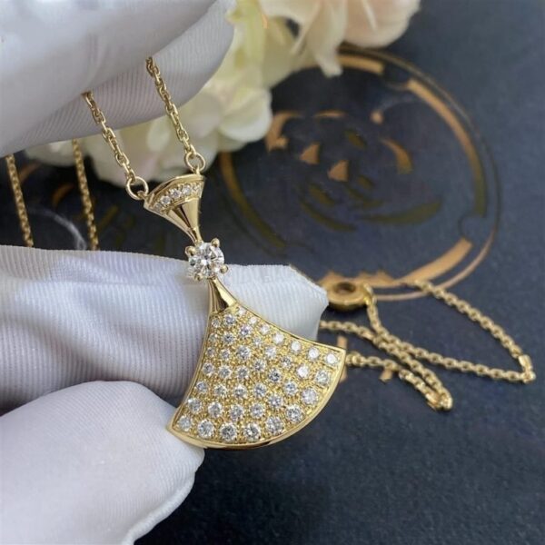 Toxse Dream Necklace Gold Full Diamond - Image 5