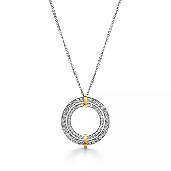 Toxse Edge Circle Diamond Pendant Necklace