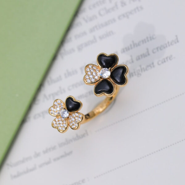 Toxse Cosmos Between The Finger Diamond Black Ring - Image 3