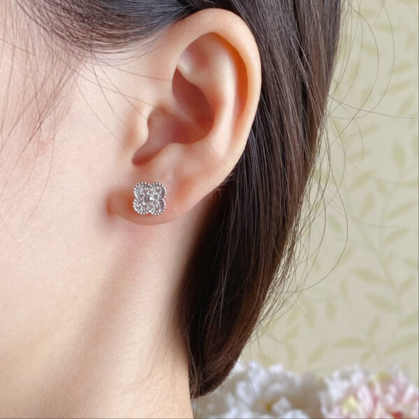 Toxse Vintage Alhambra Diamonds Earrings - Image 2