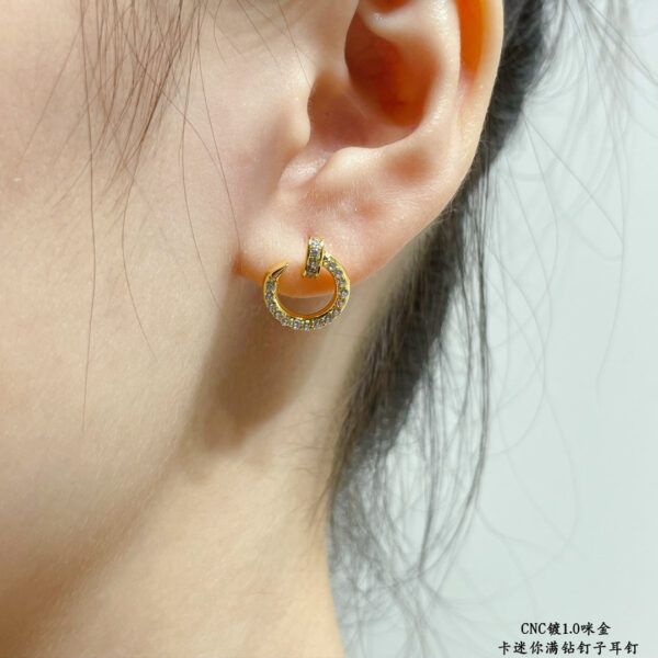 Toxse Juste Un Clou Small Diamond Earrings - Image 3