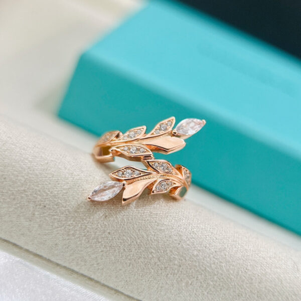 Toxse Vine Bypass Diamond Ring - Image 2