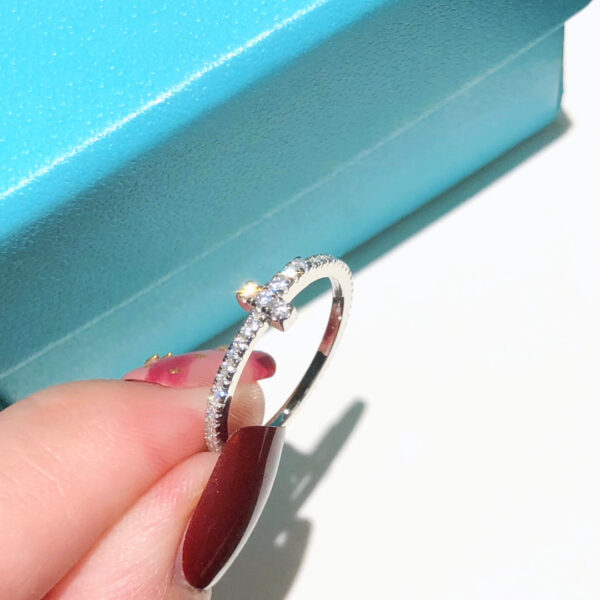 Toxse T Diamond Wire Band Ring - Image 13