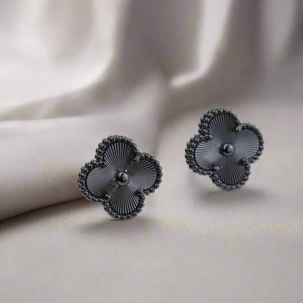 Toxse Vintage Alhambra Black Paint Earrings