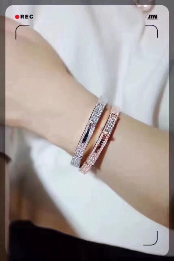 Toxse Kelly Diamonds H Bracelet - Image 6