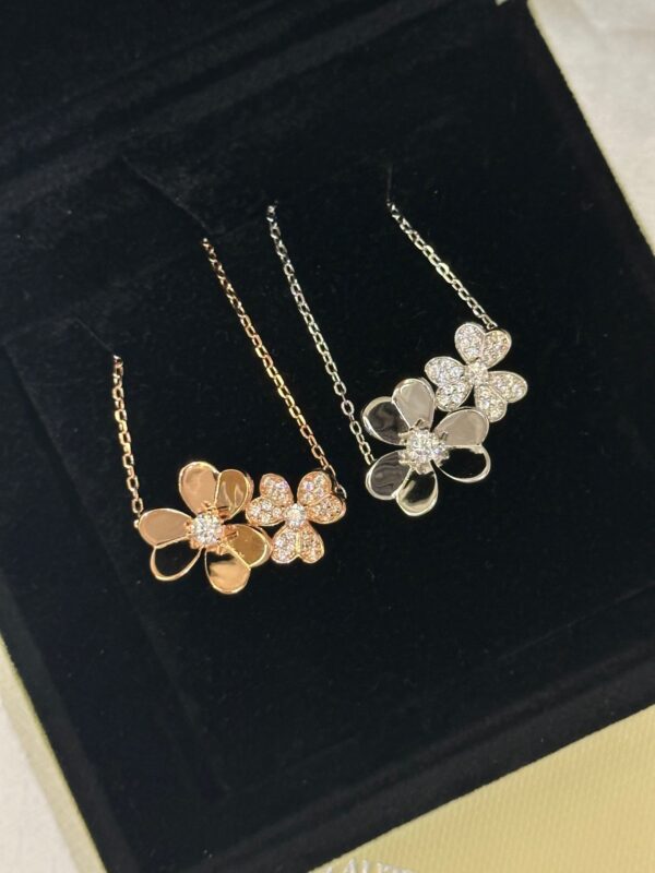 Toxse Frivole Clover Clover Necklace - Image 9