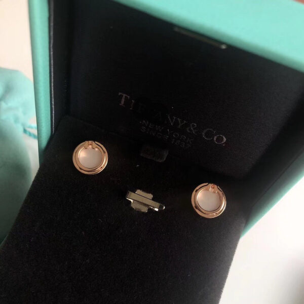 Toxse Mother Of Pearl Circle Earrings - Image 7